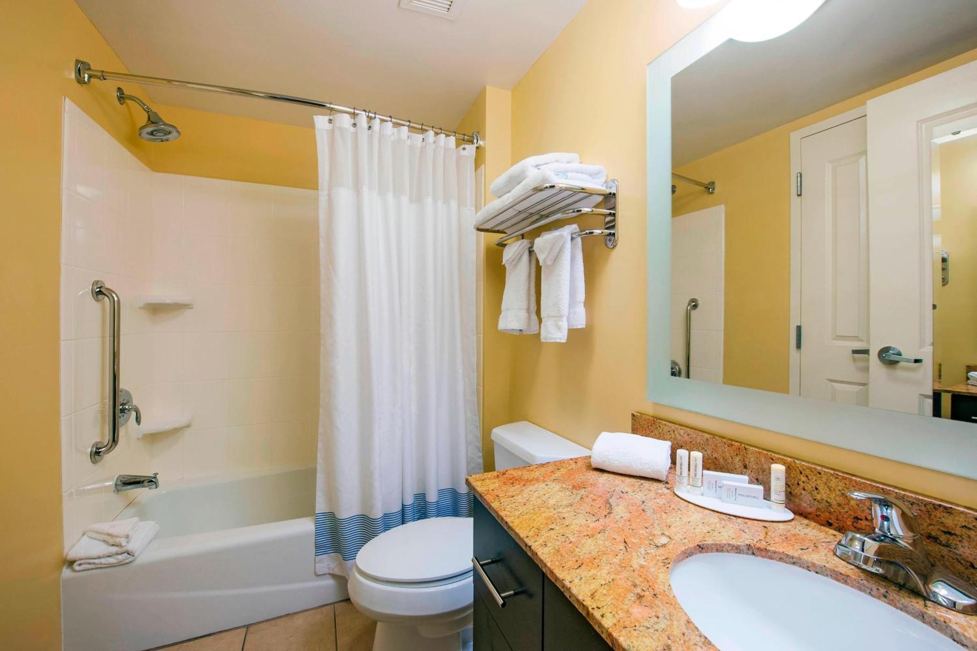 Towneplace Suites By Marriott Bethlehem Easton/Lehigh Valley Hollo Exteriör bild